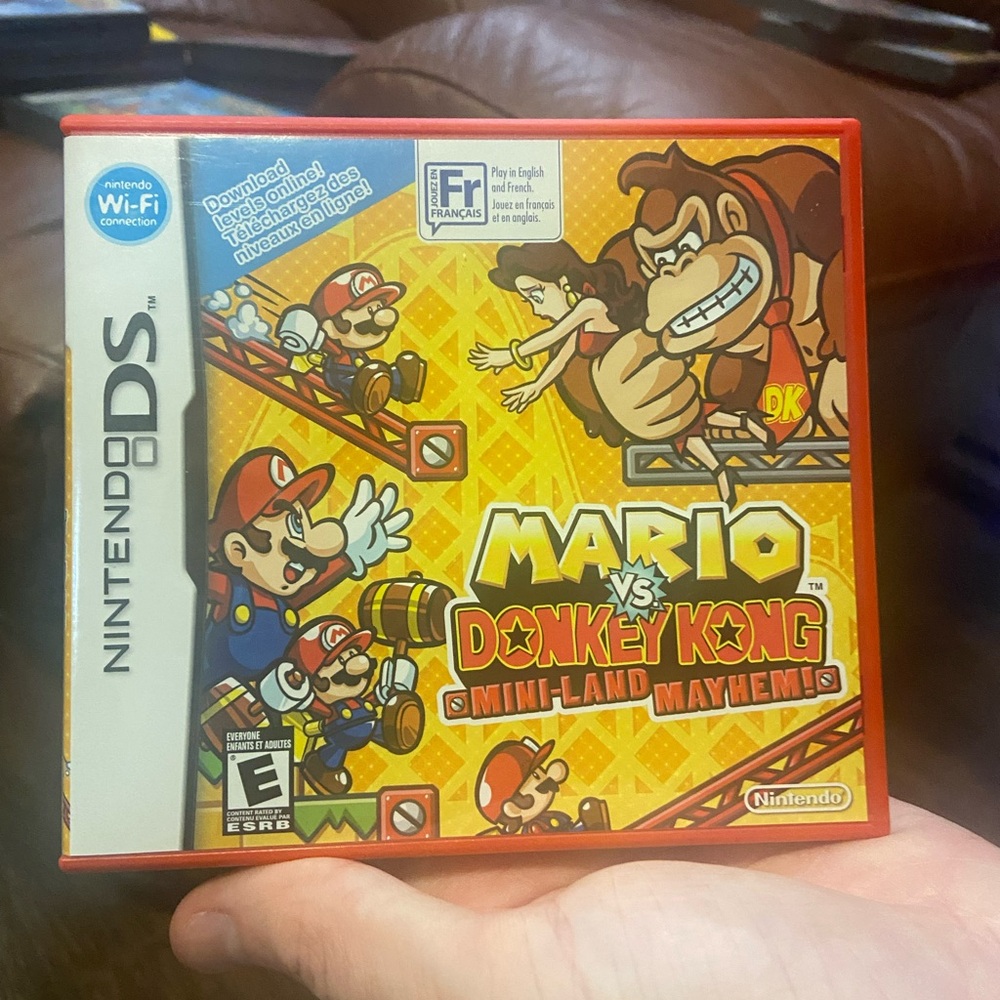 Nintendo DS Mario vs. Donkey Kong: Mini-Land Mayhem - Red